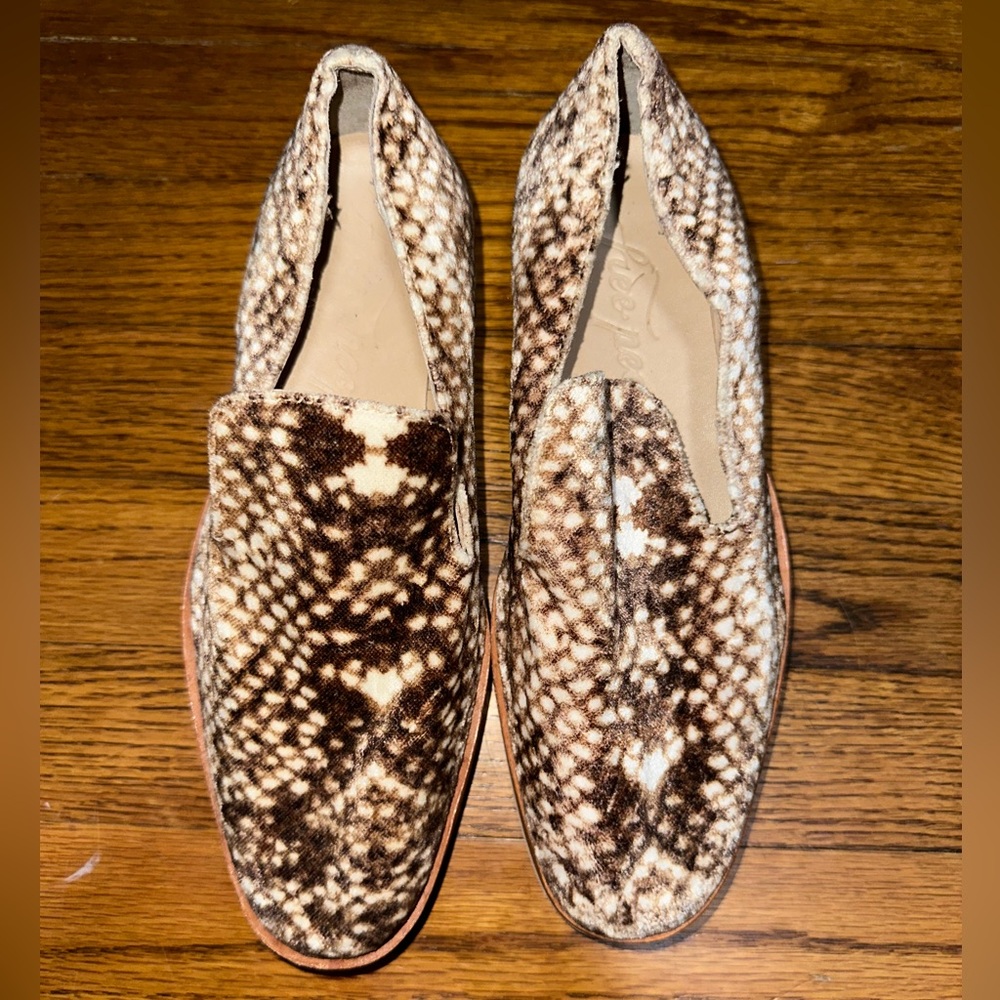 Free People Snake Eyes Velvet Slip On Loafer - Picture 3 of 7